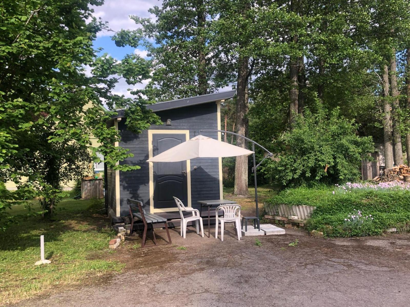 Melluzi Cottage Jūrkalne Buitenkant foto